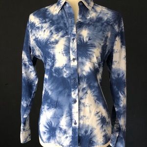 Jones New York Sport Tie Dye Blouse.